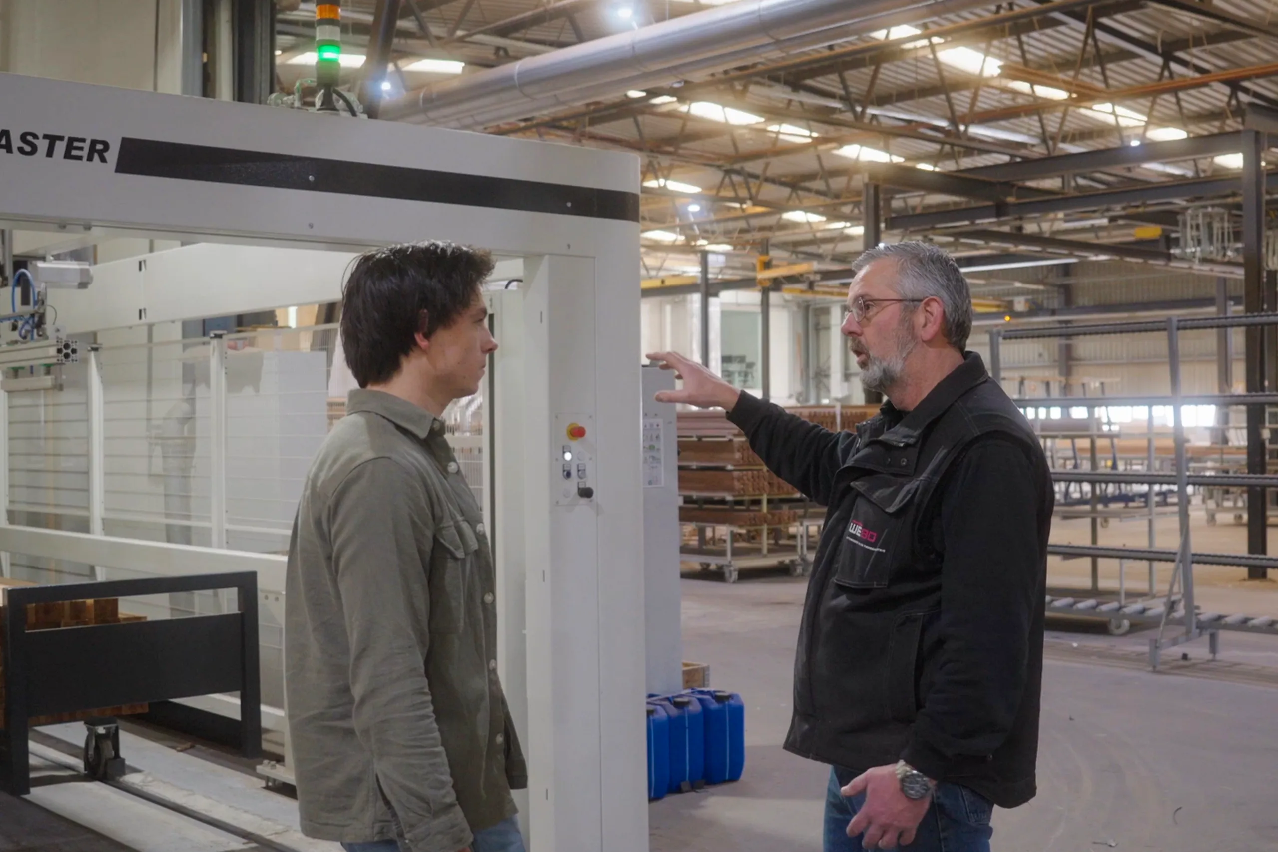 Video: productie van hout-aluminium kozijnen in onze fabriek